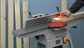 Выведение плоскостей на фуговальном станке W-0108